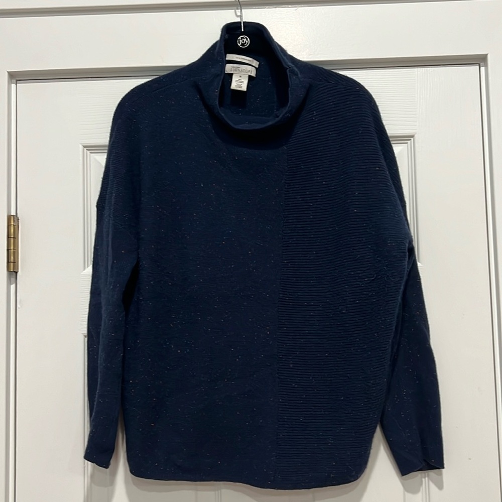 Nordstrom signature 100% cashmere sweater